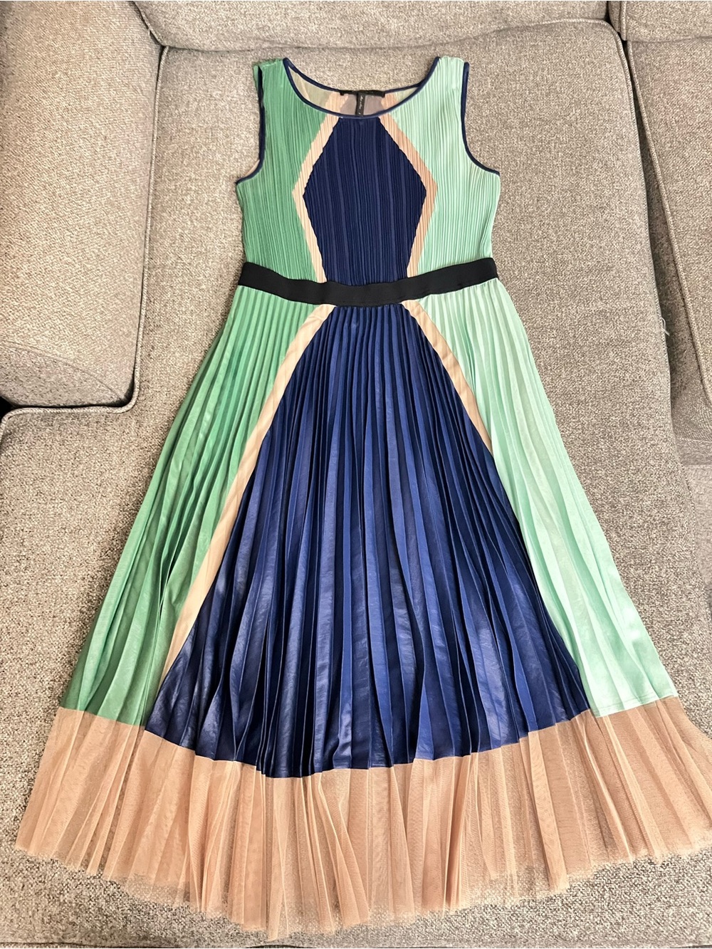 BCBGMaxAzria Navy, Mint & Beige Pleated Sleeveless Midi Dress